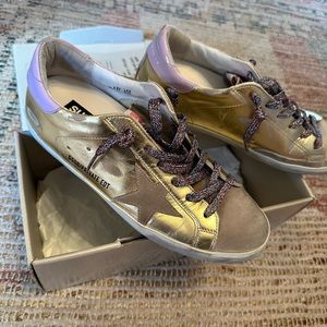 FABULOUS New in box Golden Goose gold/beige/lilac color
